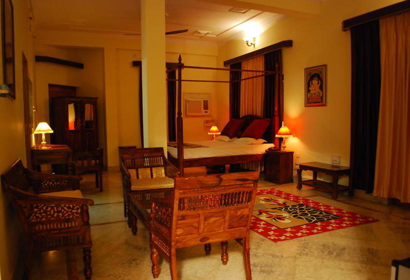 Hotel Pratapgarh Haveli 14