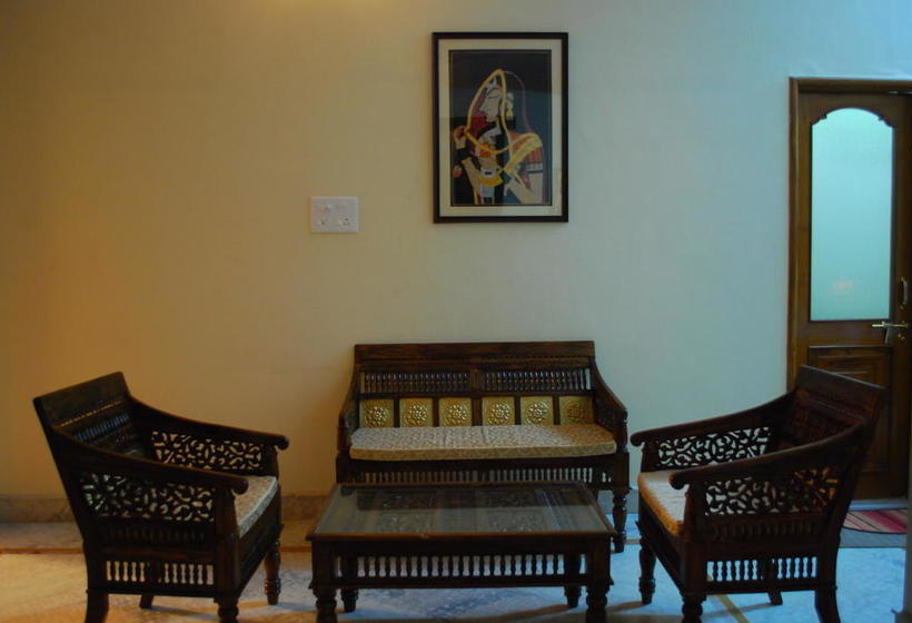 Hotel Pratapgarh Haveli 15