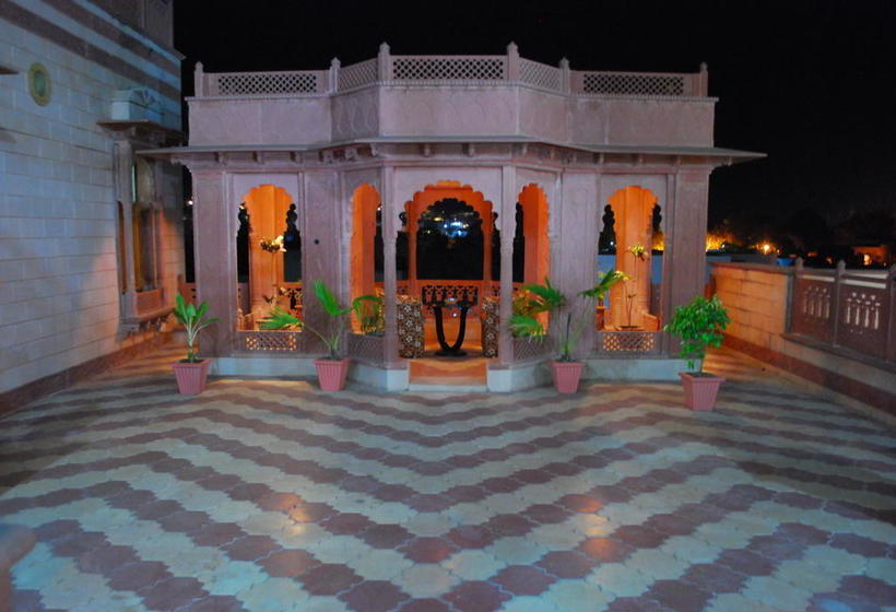 Hotel Pratapgarh Haveli 9