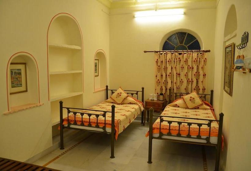 Hotel Dev Niwas Heritage 3