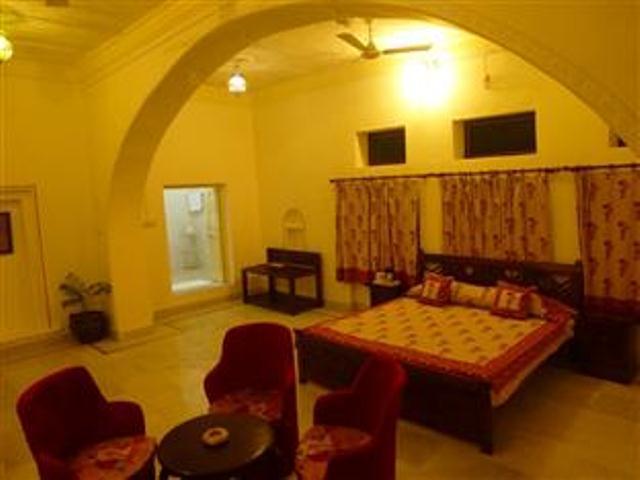 Hotel Dev Niwas Heritage 8