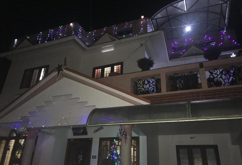 Koshys Bed & Breakfast 12