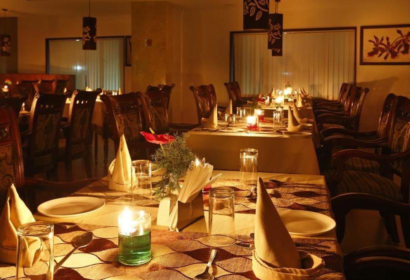 Hotel Spice Grove Thekkady