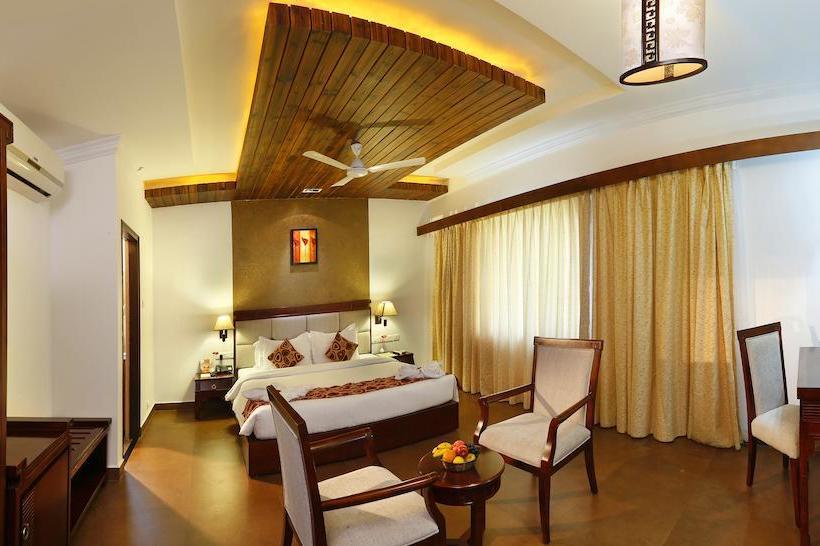 Hotel Spice Grove 16