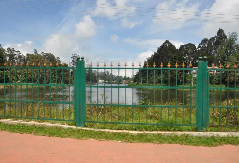 Hostel Jc Woodville Manor 11