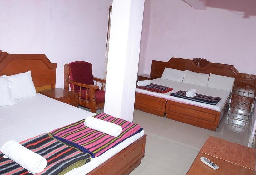 Hostel Jc Woodville Manor 8