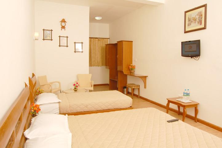 Resort The Carnival 9