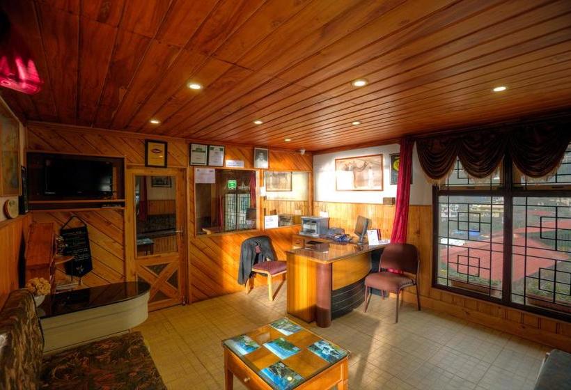 Hotel Pine Borough Inn 2