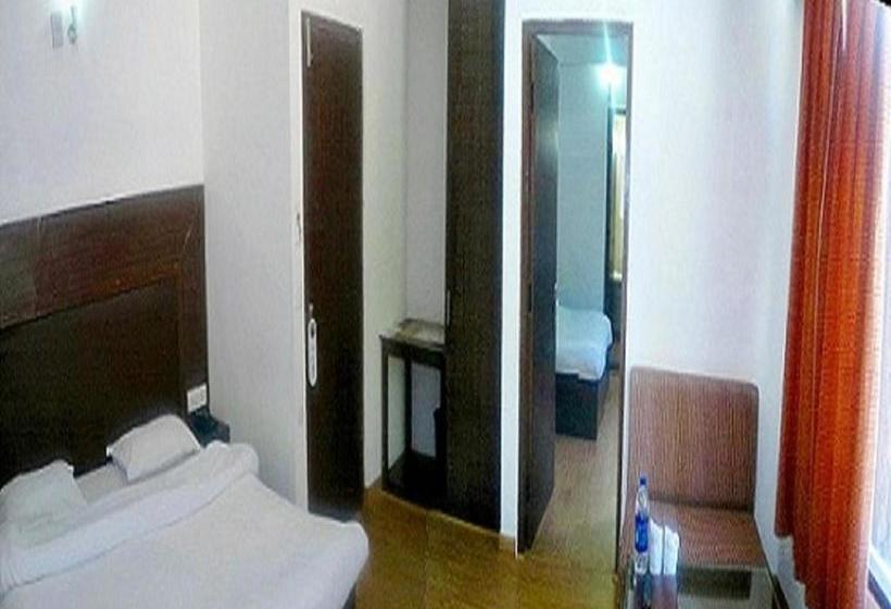 Hotel Greenfields 10