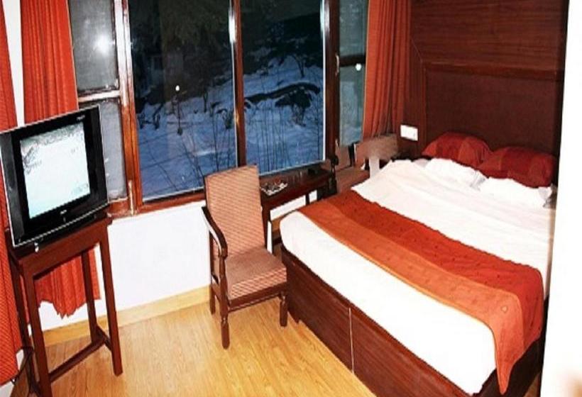 Hotel Greenfields 11