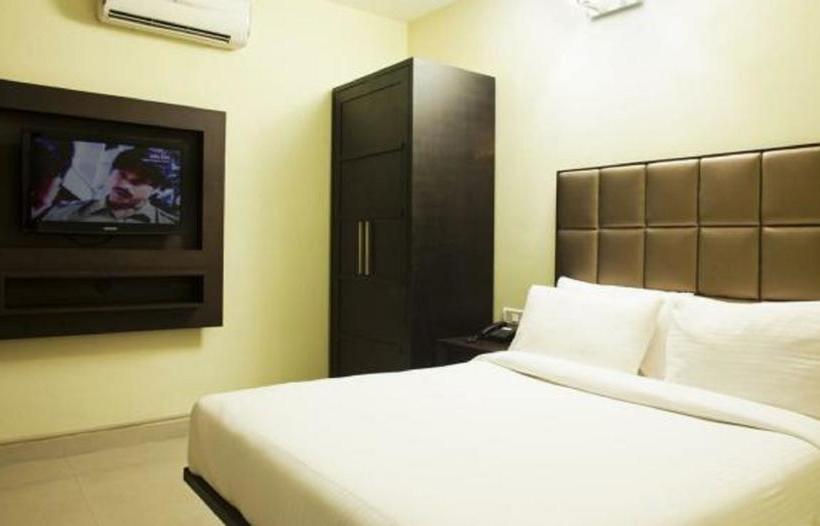 Hotel The Golden Suites & Spa 4