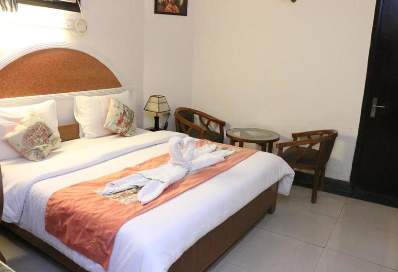 Hotel Krishna Coddle Executive 11