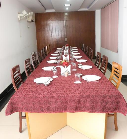 Hotel Krishna Coddle Executive 18