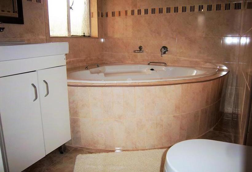 Bed and Breakfast Franchise Sister Guest House 2