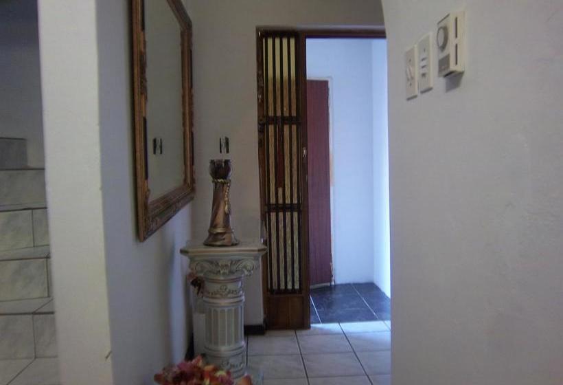 Bed and Breakfast Franchise Sister Guest House 9