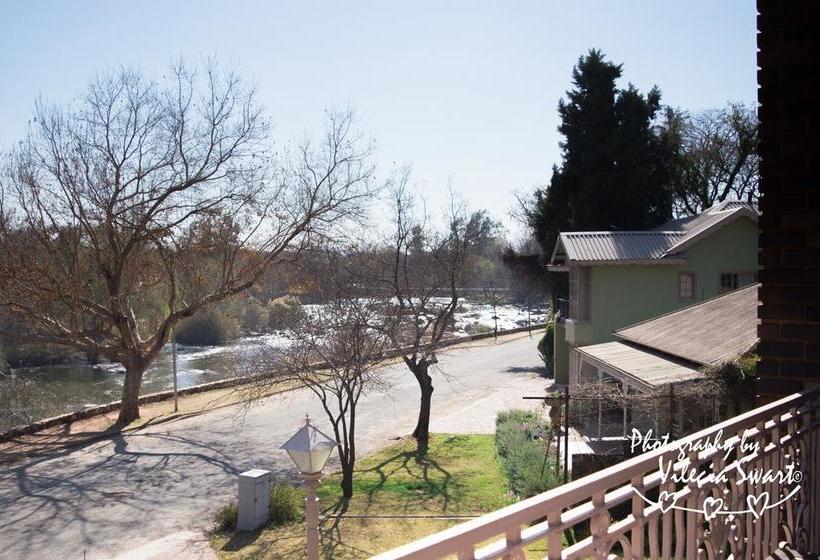 Bed and Breakfast Mistique Waters Self Catering 12