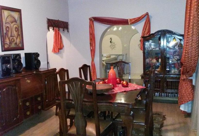 Bed and Breakfast Annie S Castle 12