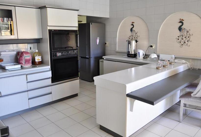 Bed and Breakfast Annie S Castle 7