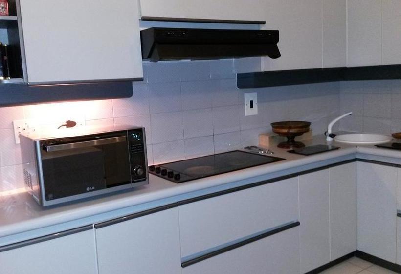 Bed and Breakfast Annie S Castle 9