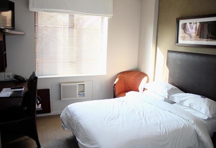 Hotel Illovo Lodge 4