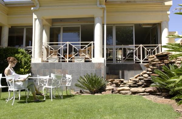 Hotel Lajava Guest Lodge 11