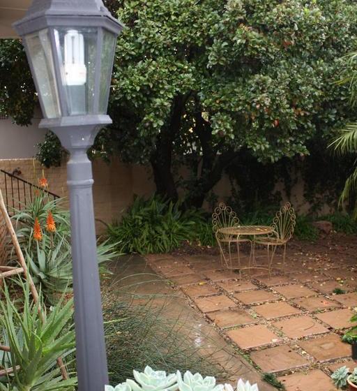 Bed and Breakfast Aan D Oewer 16