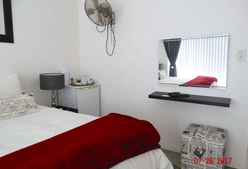 Bed and Breakfast Au Plais De Langebaan At Palm Tree Villa 9