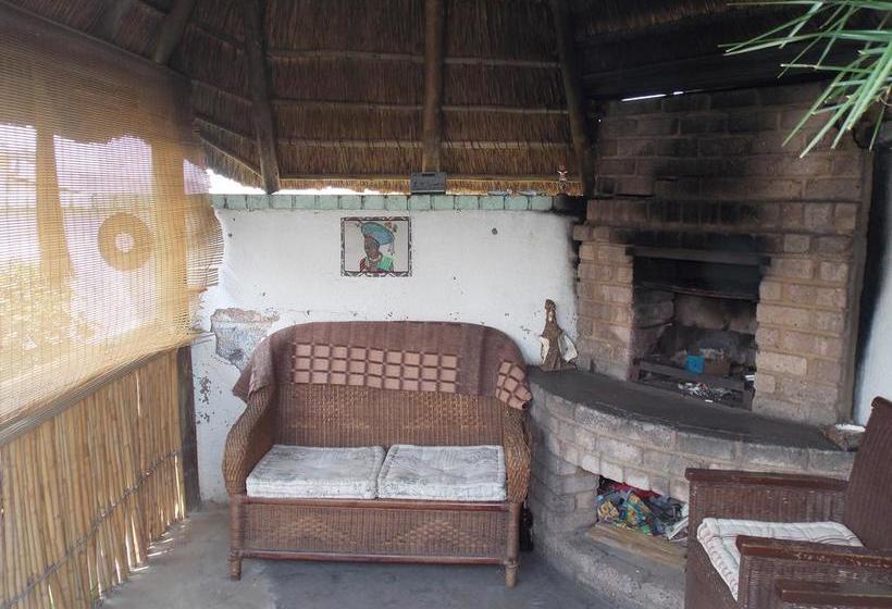 Hostel Authentic African Tours And Back Packers 8