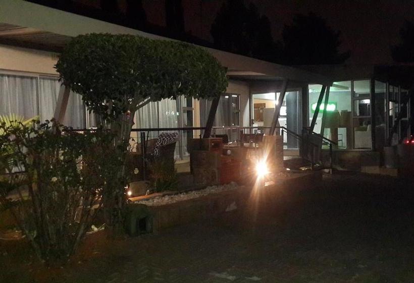 Bed and Breakfast Cockpit Guest House 2