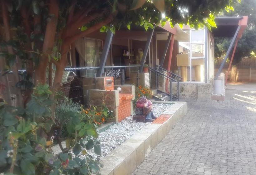 Bed and Breakfast Cockpit Guest House 4