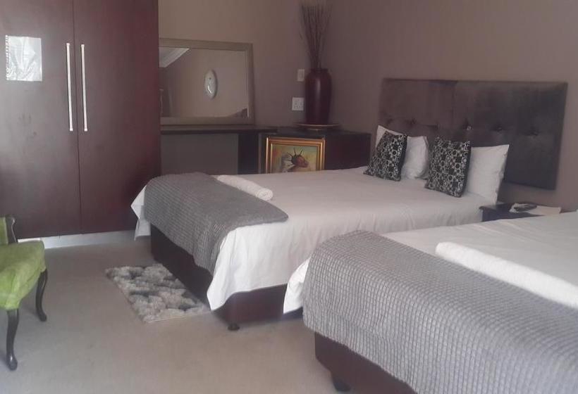 Bed and Breakfast Cockpit Guest House 7