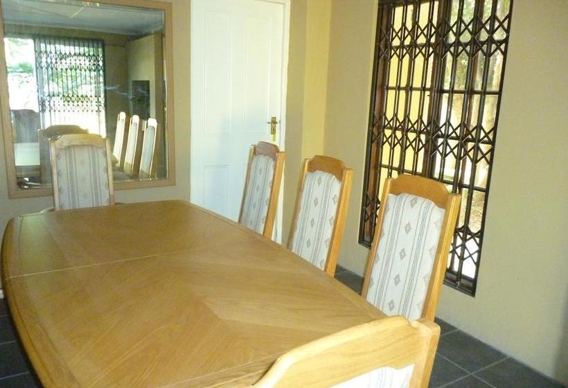 Bed and Breakfast Royal Guest House 3