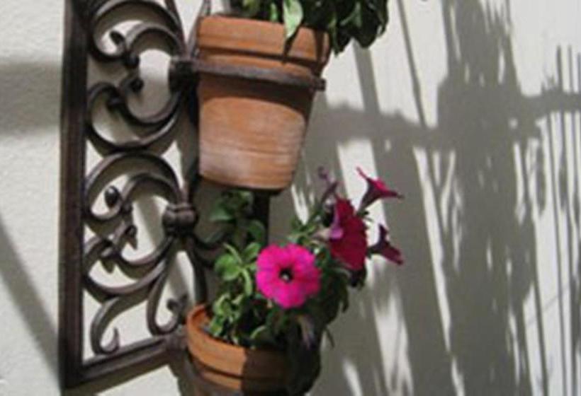 Bed and Breakfast 3 On Roux Franschhoek