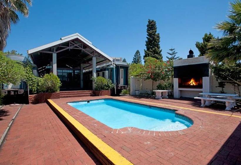 Albergue Train Lodge 1