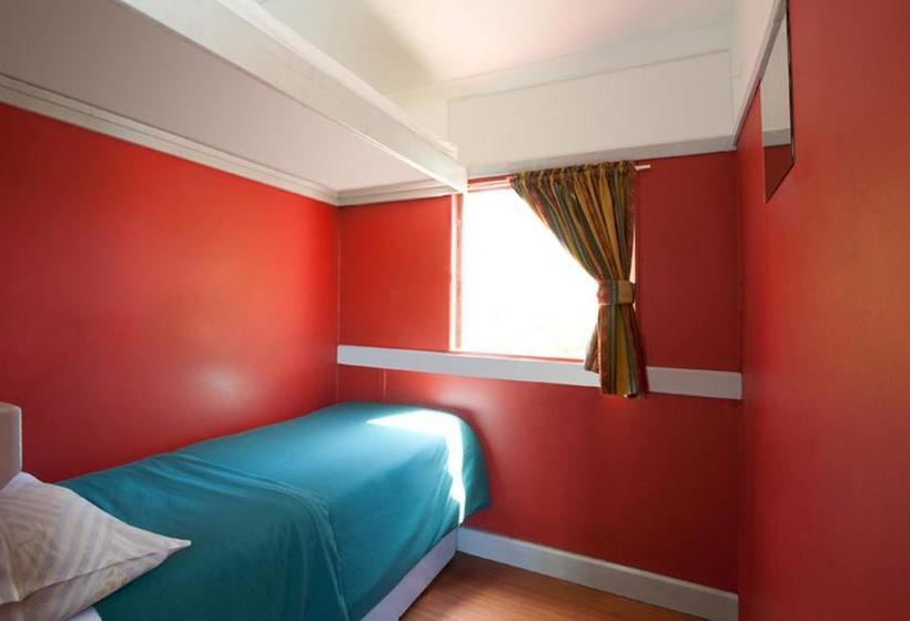 Albergue Train Lodge 4