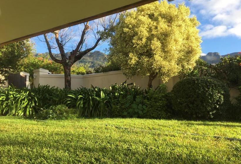 Bed and Breakfast River Lodge