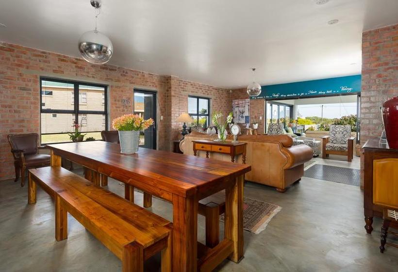 Bed and Breakfast Stay At Friends 11