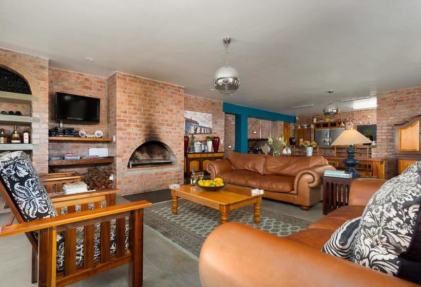 Bed and Breakfast Stay At Friends 12