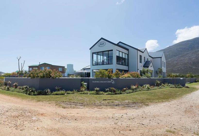 Bed and Breakfast Stay At Friends 2