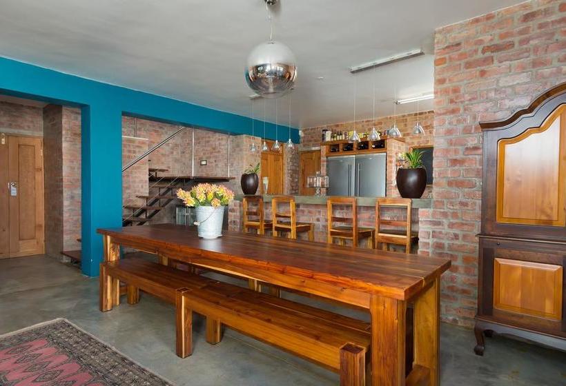 Bed and Breakfast Stay At Friends 7