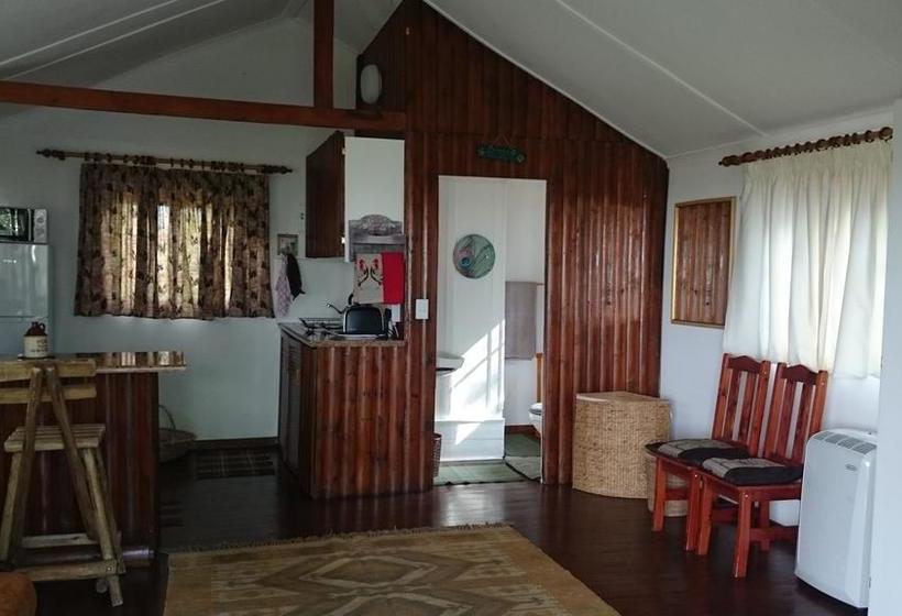 Bed and Breakfast Mphushini Falls Resort 12