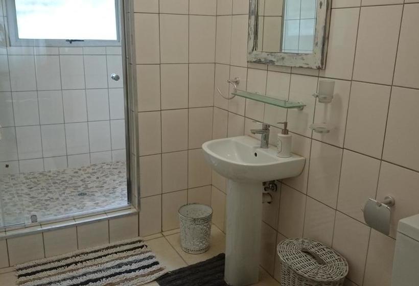 Bed and Breakfast Mphushini Falls Resort 6