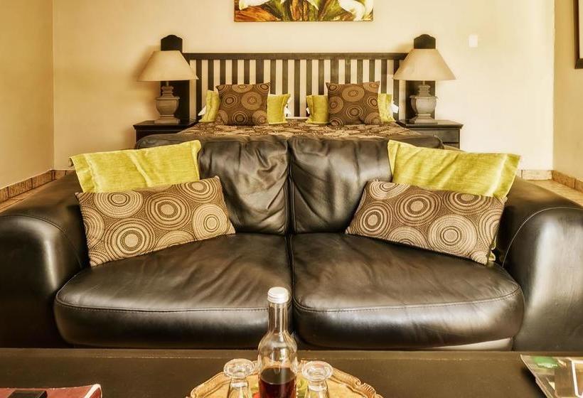 Bed and Breakfast Sir Henry S Guest House 17