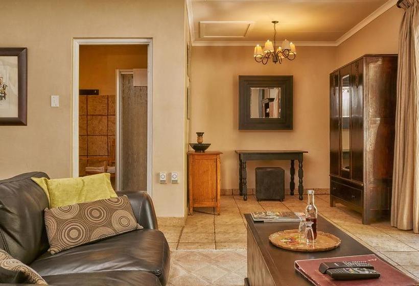 Bed and Breakfast Sir Henry S Guest House 19