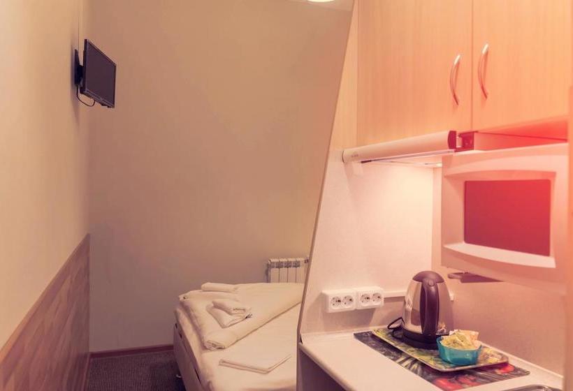 Ahouse Hotel On Nakhimovsky Prospekt 17