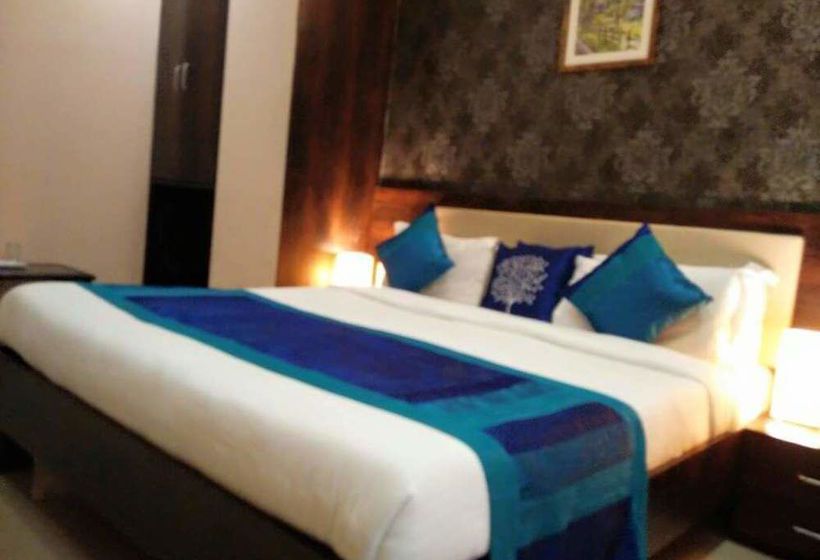 Hotel Adore Palace 2