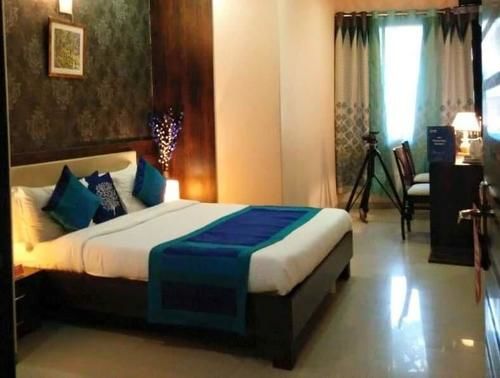 Hotel Adore Palace 6