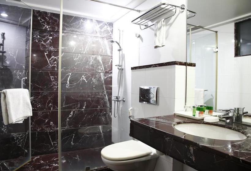 Fabhotel Vibrant Jubilee Hills 19