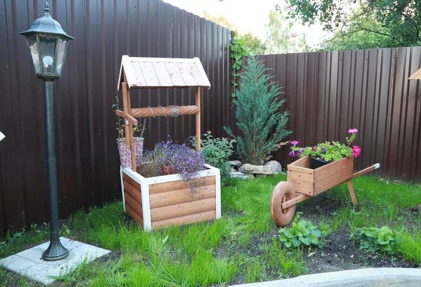 Mini-hotel Teremok Proletarsky 11