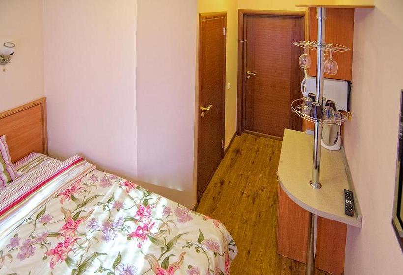 Mini-hotel Teremok Proletarsky 18